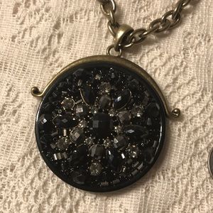 Chunky statement necklace